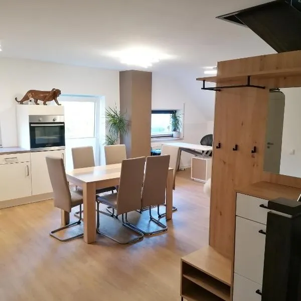 Gemütliche Wohnung auf 2 Etagen，位于伦格里希的酒店
