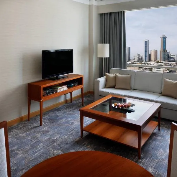 科威特城万怡酒店，位于科威特的酒店