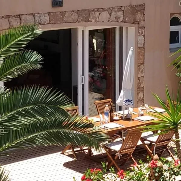 Villa Club Evasion，位于Sidi Boulfdail的酒店