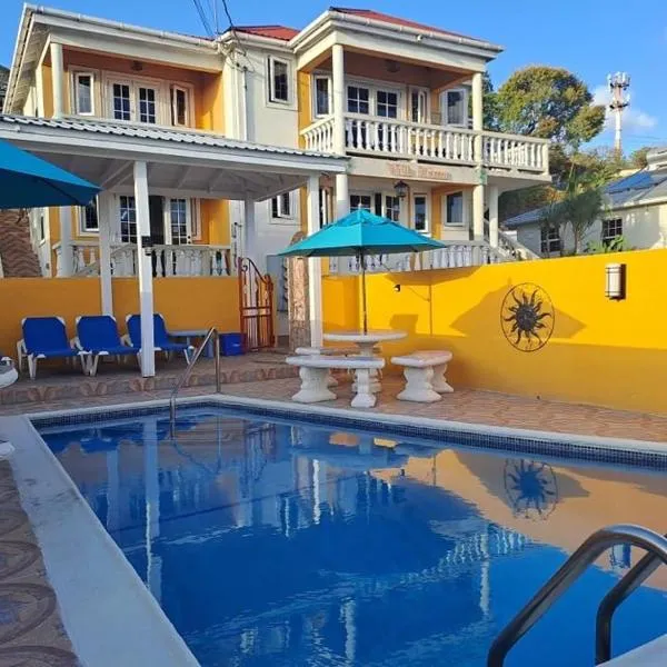 Villa Riana Barbados，位于基督教堂市的酒店