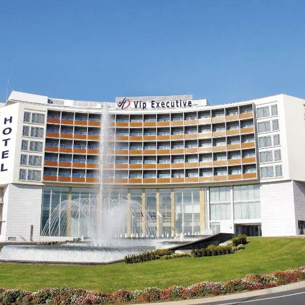 VIP行政亚速尔群岛酒店，位于卡佩拉什的酒店