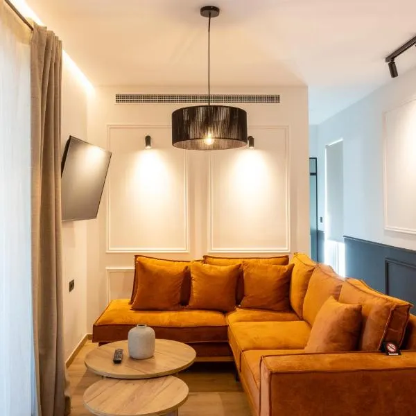 Nostos - Luxury Apartment in Agrinio，位于Panaitólion的酒店