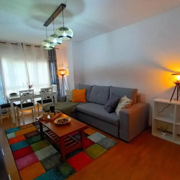 Acogedora Vivienda de 2 Habitaciones y Terraza，位于Vimianzo的酒店