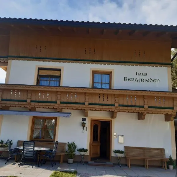 Ferienwohnung Haus Bergfrieden，位于格尔洛斯贝格的酒店