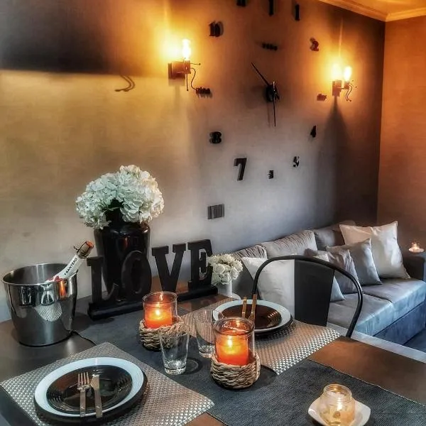 Come a Casa Tua Luxury Apartment Centre，位于Tor Vergata的酒店