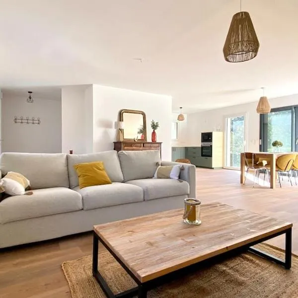 La Bessinoise, 4chambres, Fibre optique et canoe NIORT & BESSINES，位于Bessines的酒店