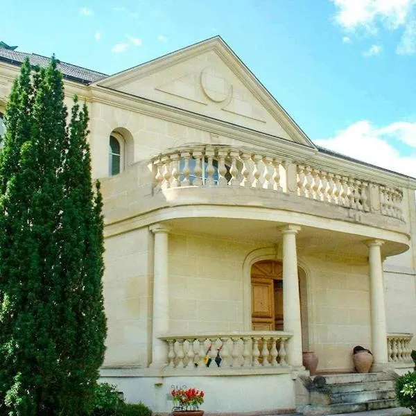 La demeure d'Iris，位于布吉瓦尔的酒店