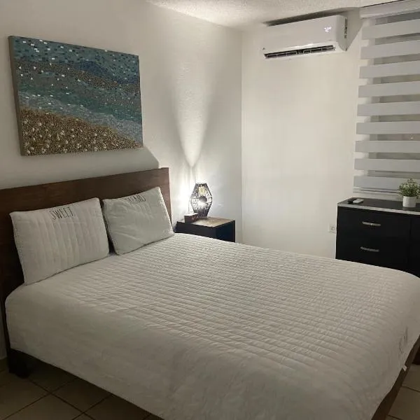cozy private apartment near sju airport，位于卡罗利纳的酒店