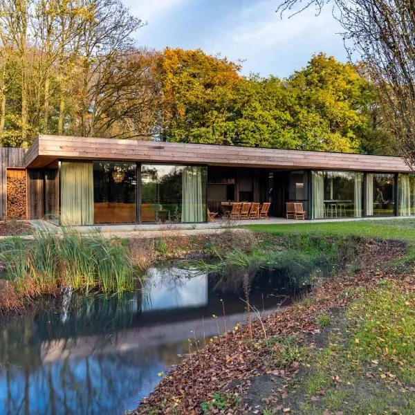 Equilodge 't Blommeke - Reconnect with nature，位于布鲁日的酒店