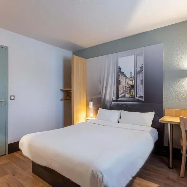 B&B HOTEL CHARTRES Le Forum，位于沙特尔的酒店