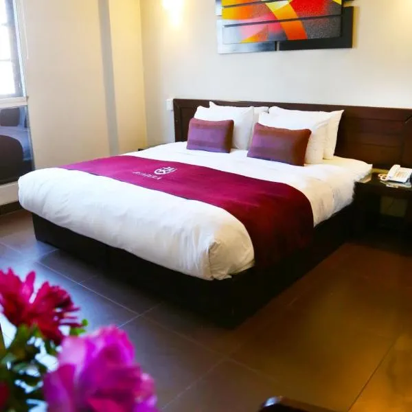 Hoteles Riviera Mansion，位于Challapampa的酒店