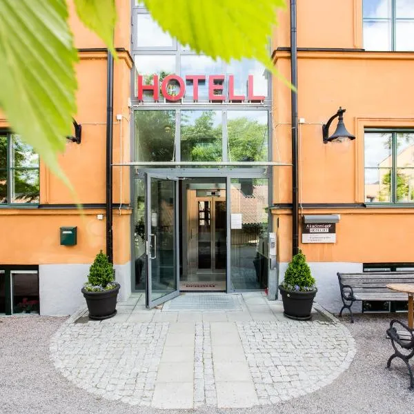 阿卡德米酒店，位于Krusenberg的酒店