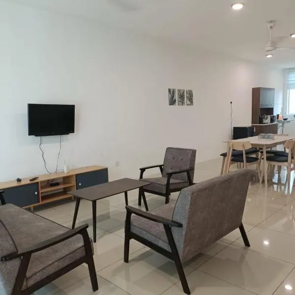 Cozy 4 bedrooms House by Mr Homestay, 3 mins to Kulim Landmark Centre，位于Lunas的酒店