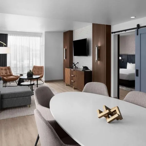 Hotel West & Main Conshohocken, Tapestry Collection Hilton，位于Conshohocken的酒店