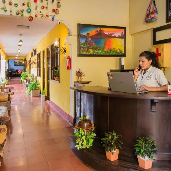 Posada Doña Luisa，位于危地马拉安地瓜的酒店
