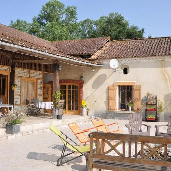 L'Eveil des Sens，位于Auriébat的酒店