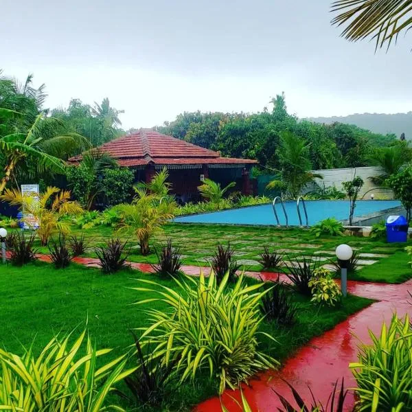 White Truffle Resort, Arambol，位于Ajgaon的酒店