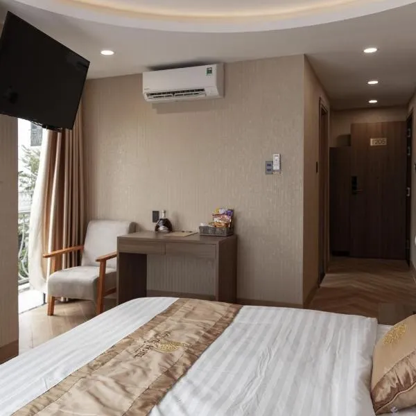 Nét Việt Hotel Vincom Sóc Trăng，位于Ấp Vĩnh Hưng的酒店