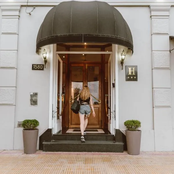 Hotel Francia，位于坦迪尔的酒店