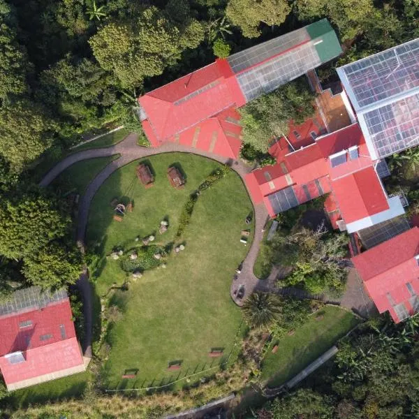 Valle Escondido Nature Reserve Hotel & Farm，位于蒙泰韦尔德哥斯达黎加的酒店