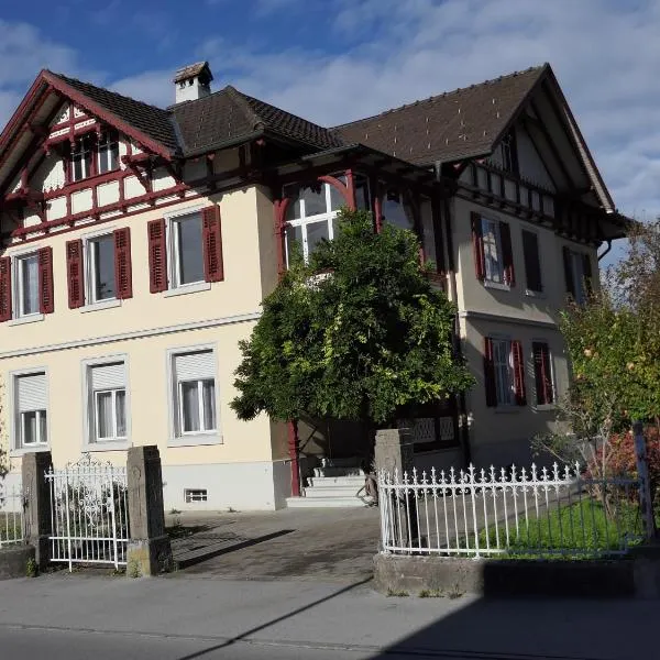 Historische Villa im Herzen Rankweils，位于霍恩埃姆斯的酒店