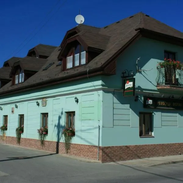 Penzión ROYAL，位于Vysoká nad Kysucou的酒店