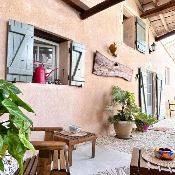 La Berlandière un petit coin de paradis，位于Taillant的酒店