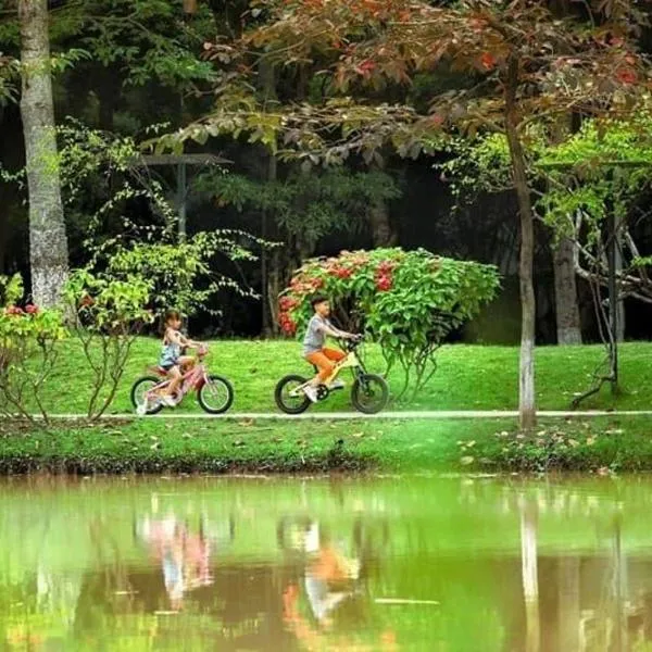Ecopark Happy Haven，位于Nam Quất的酒店