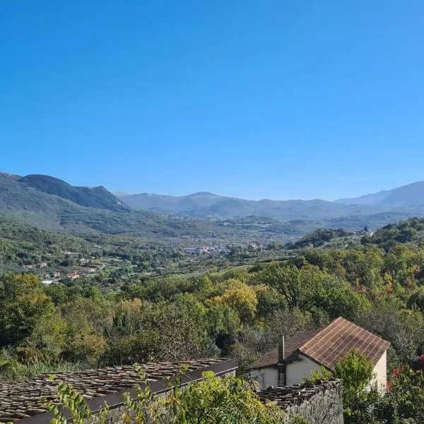 La collina degli ulivi，位于Cerro al Volturno的酒店