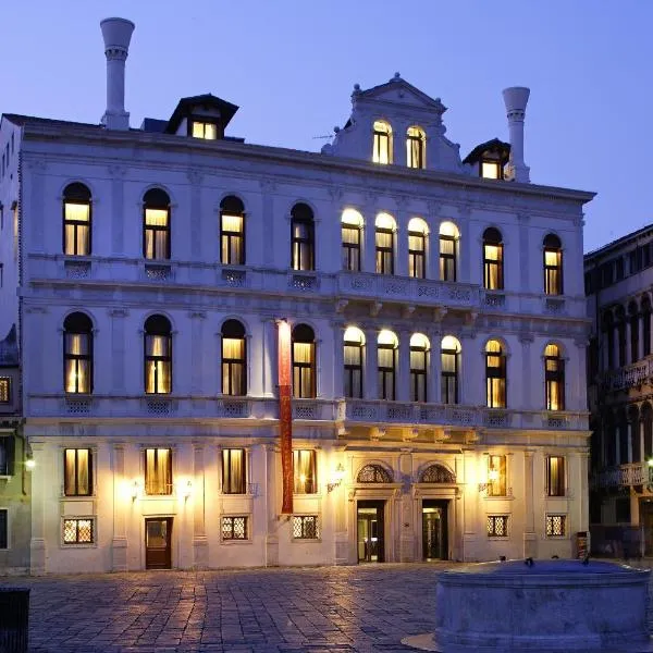 鲁奇尼宫酒店，位于威尼斯的酒店