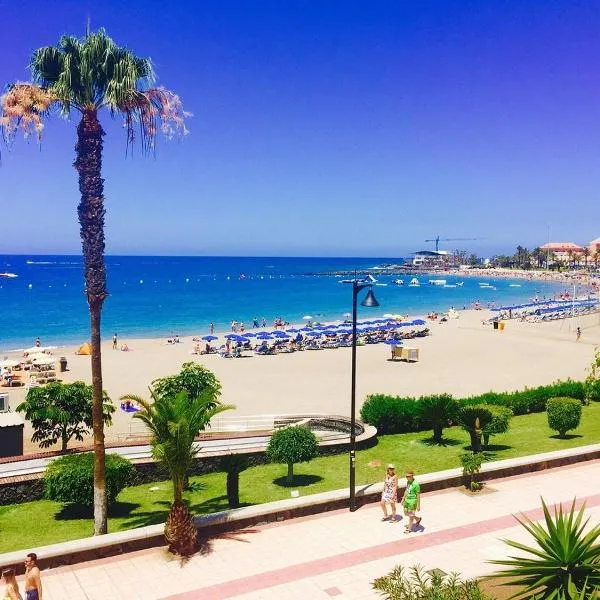 Casa Royal Los Cristianos Center，位于洛斯克里斯蒂亚诺斯的酒店