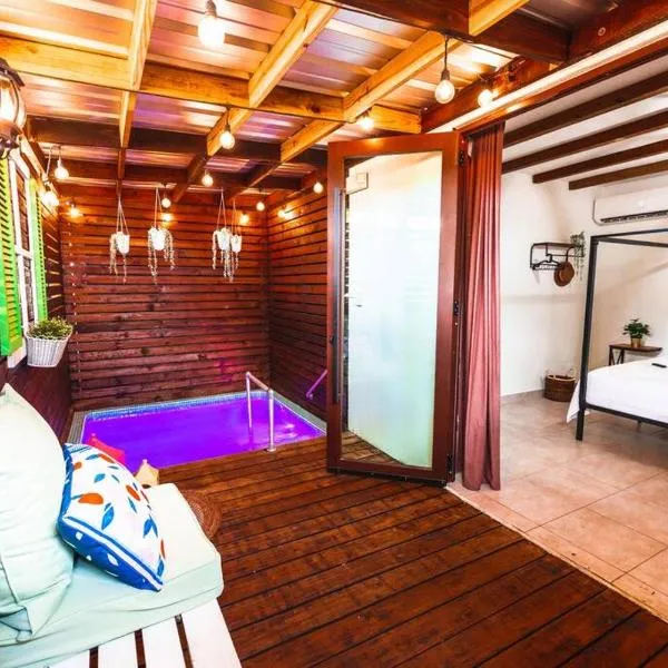 Catania 2 Suite W/private pool,W/heater , WIFI.，位于阿瓜迪亚的酒店