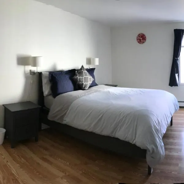 Walk 2mins to West Point Academy! Free private parking WiFi，位于Highland Falls的酒店