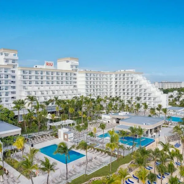 Riu Caribe - All Inclusive，位于坎昆的酒店