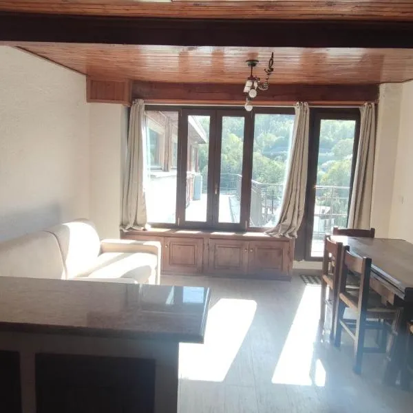 Mansarda con vista panoramica Limone Piemonte，位于利莫内皮埃蒙特的酒店
