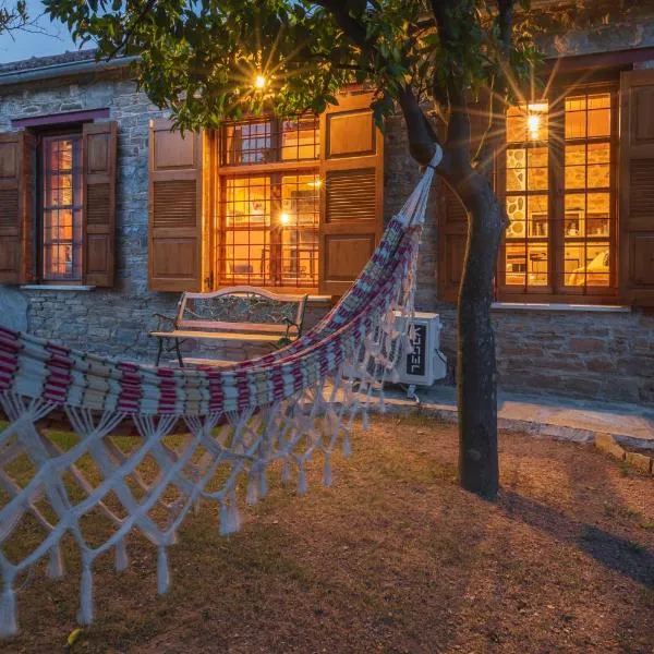 The Pirates Lodge Milina - Chill-out in Strandnähe，位于米利纳的酒店