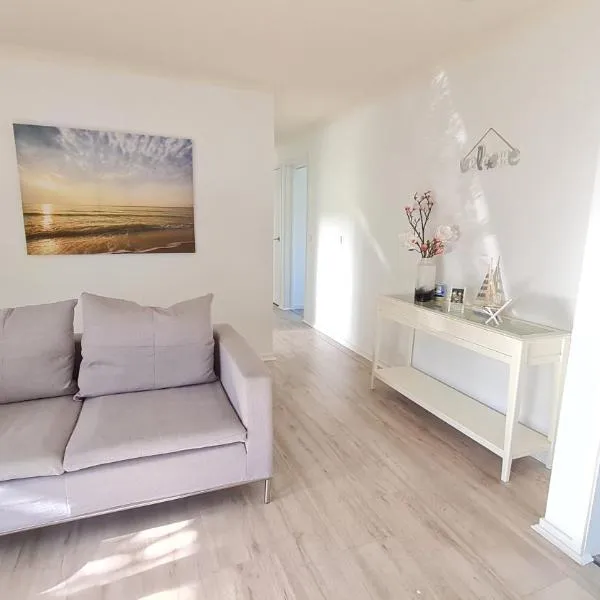 Capelsound Beach house，位于Capel Sound的酒店