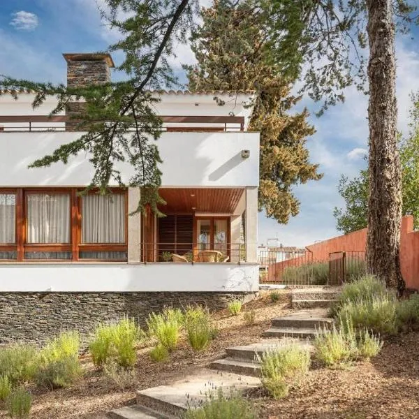 Casa Maui，位于班约莱斯的酒店