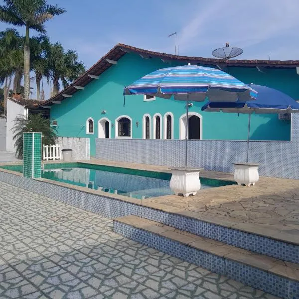 Itanhaem - Casa com Piscina，位于Pôrto do Padeiro的酒店