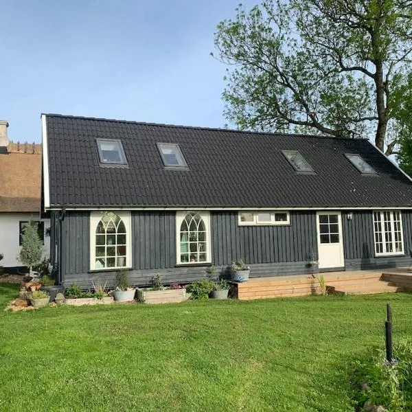 Kongsholmlund - Silent retreat，位于瓦伊比的酒店