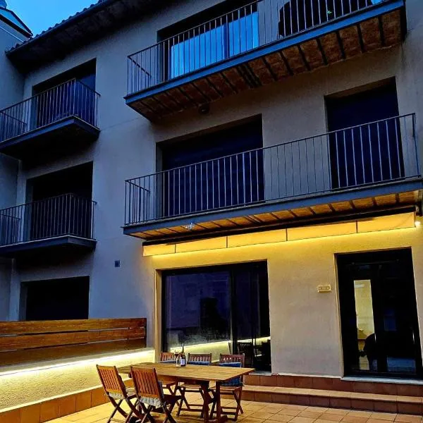 Apartamento Laia, con máquina recreativa，位于里贝斯的弗里瑟的酒店