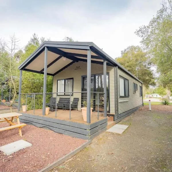 BIG4 Breeze Holiday Parks - Eildon，位于艾尔登的酒店