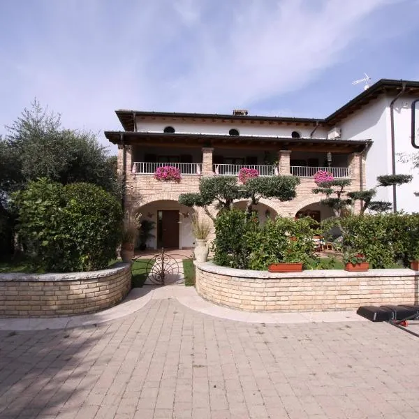 Casa Nicole，位于马内尔巴的酒店
