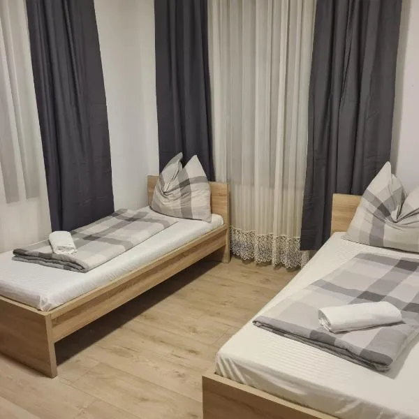 Toskana Zimmer，位于Neukirchen bei Lambach的酒店