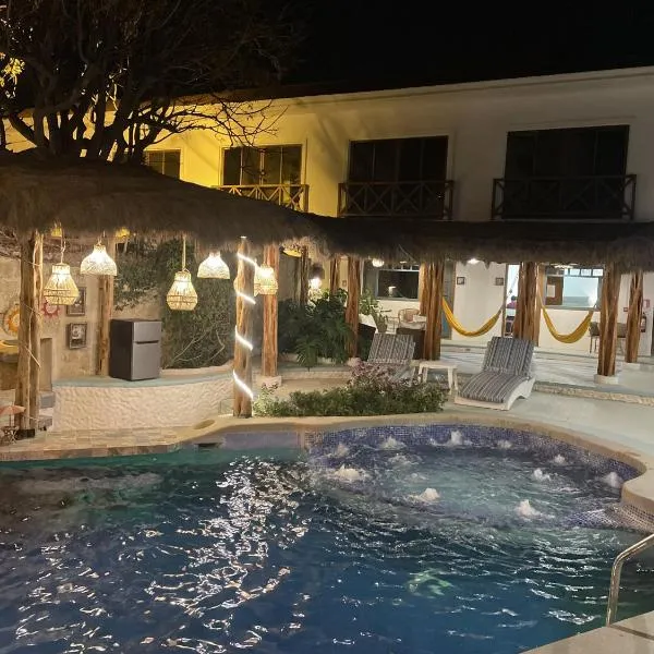 蓬塔卡纳号斯特利亚酒店，位于Monteverde的酒店