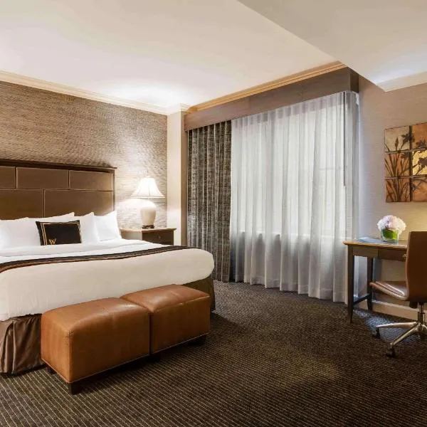 白厅大酒店，位于芝加哥的酒店