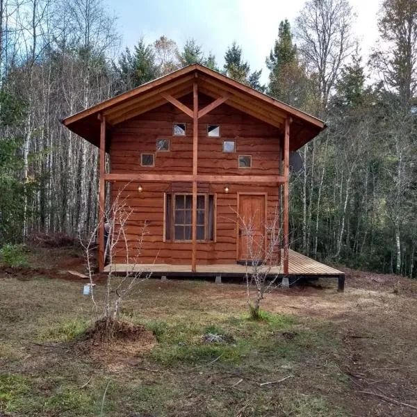 Cabaña entre Arboles，位于Liumalla的酒店