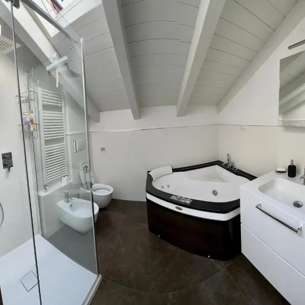 Casa Cambria，位于科莫的酒店