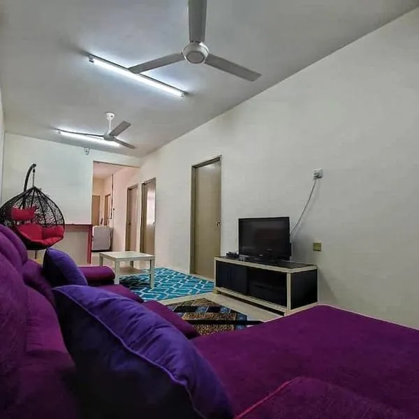 Nourina Homestay Gambang，位于甘孟的酒店