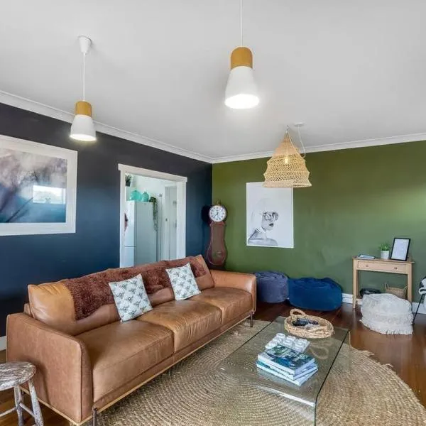 Haven on Timsbury, Urban Escape near Mona，位于Derwent Park的酒店